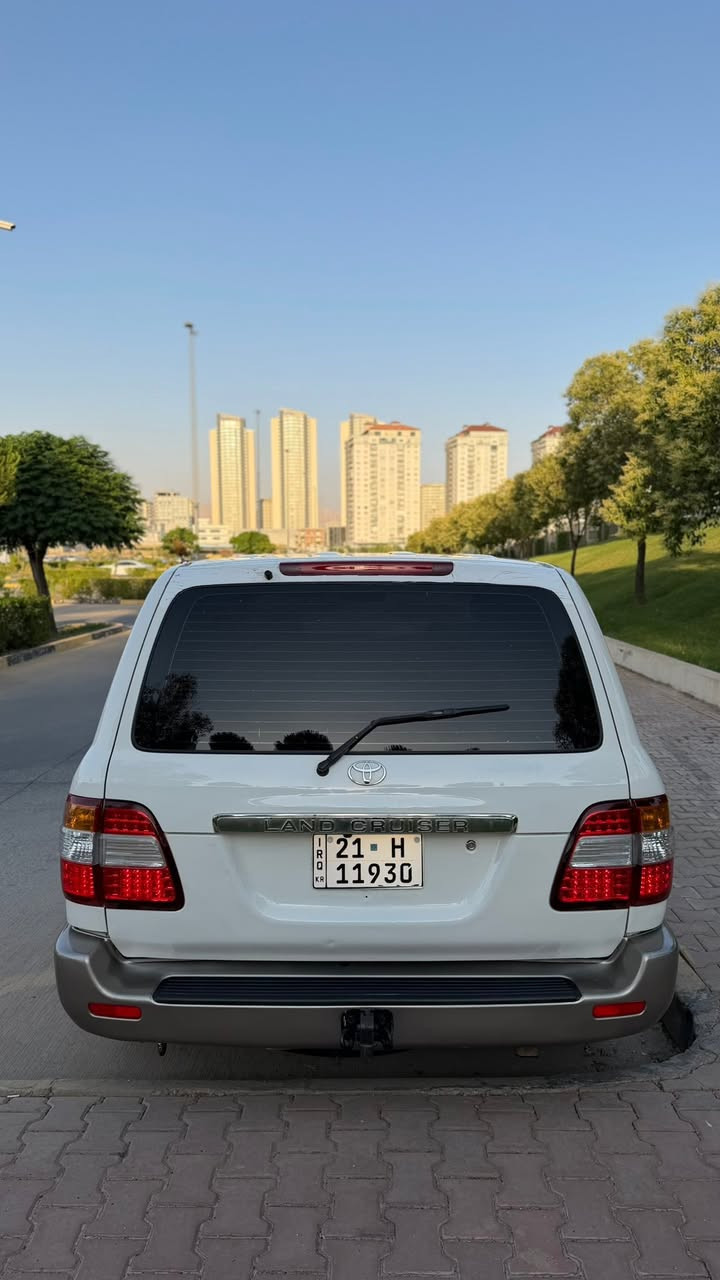 لاندكروزر مونيكا ٢٠٠١ فول مواصفات سيارة گير اوتوماتيك اصولية رقم سليمانية سيارة حيل حلوة او نضيف مواصفات داخل بيجي جامات كهرباء سلاجة تبريد مركزية ٣ مقاعد دبل تانكي گير محرك لوو گير حدادية كلها بشرط سيارة سنوية جديد بي اسمي شرط تحويل او وكالة سيارة بيها قطعتين او نص صبغ بدون حادس بدون دواخل سيارة سعر ١٥٨$ ورقة مكان سليمانية ***********
