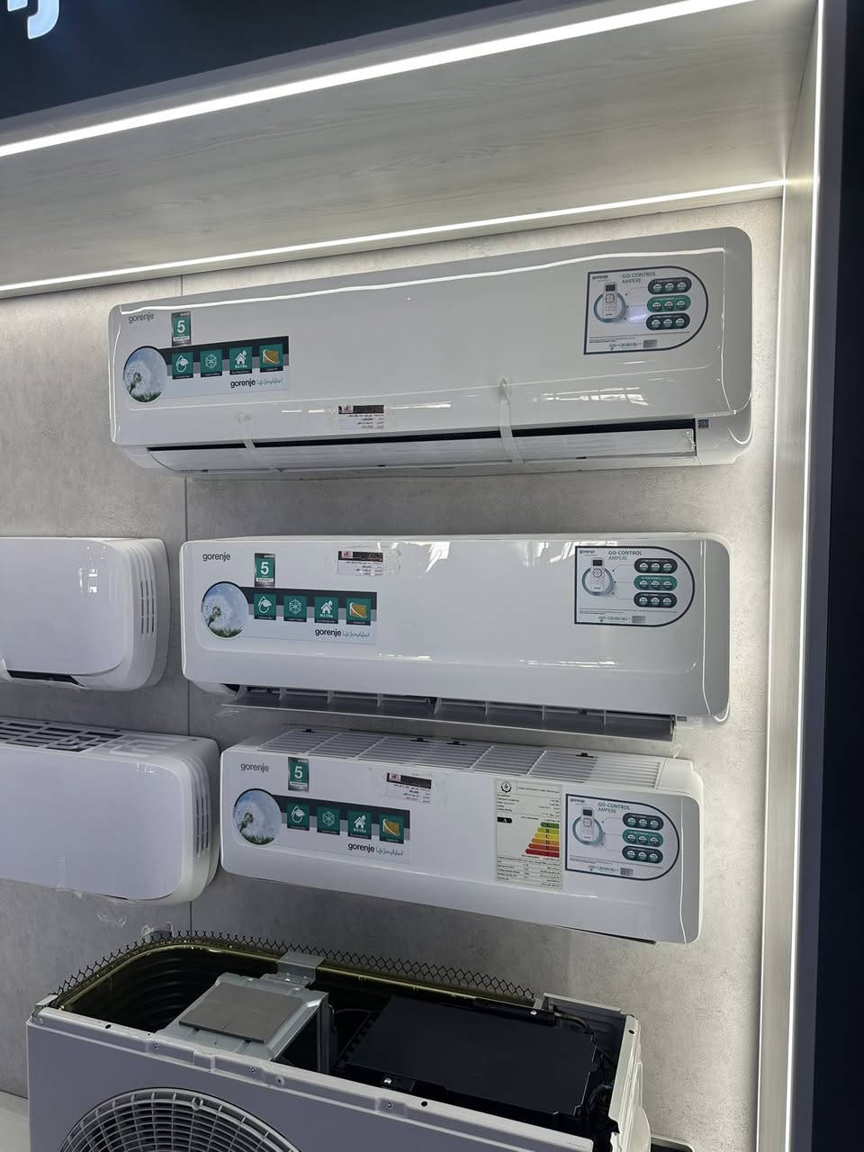 #بيتك_افخم
مع سبالت gorenje كافة الأحجام ❄️❄️
نوفر البيع بالجملة والمفرد… بأسعار منافسة وجودة تليق بثقتكم ✨
#معرض لورنس للأجهزة الكهربائية
وكيل معتمد لأفضل الماركات:
HITACHI • Hisense • DLC • gorenje • Fakir • BiSSEll
العنوان📍: الموصل – حي الوحدة –قرب جامع الصابرين
للطلب والاستفسار الاتصال ع الارقام التالية :
كورك / ***********
اسيا / ***********

