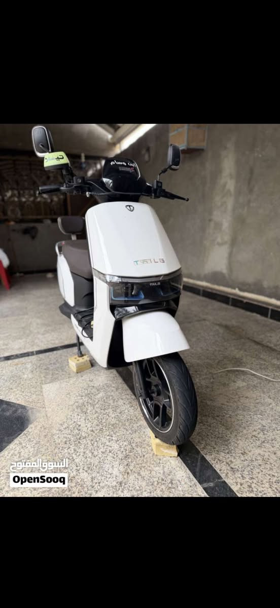 🚀 طيارة أرضية للبيع - دراجة كهربائية TAILG (ملف ومواصفات خيالية) 🚀
تفاصيل المنشور:
​لأهل الصنف واليدورون راحة البال والاقتصاد، دراجة كهربائية نظيفة جداً وجاهزة من شركة تايلج (TAILG) المعروفة بالمتانة، مواصفات خاصة وقوية جداً:
​⚡ المحرك (الملف): 3000 واط (3000W) - عزم خارق وشلعة قوية، تصعد أي مكان وماتتعب.
​🔋 البطاريات: منظومة 6 بطاريات ضخمة (تنسى الشحن وتمشيك مسافات طويلة جداً بدون أي ضعف).
​🏁 السرعة: 60 كم/ساعة (صافي وحقيقي بالشارع).
​🛠️ الوضع: الدراجة كاملة ومكملة، جاهزة للاستخدام ومابيها أي نقص.
​ليش تاخذ هاي الدراجة بالذات؟
تنسى دوخة البنزين والمخابيط، وتنسى تبديل الدهن والمصاريف الزايدة. شحن من البيت، مشي ناعم، واقتصادي لليريد يشتغل أو يقضي مشاويره وراسه بارد.
​📍 المكان: البصرة حكيميه شارع الرديني
💵 السعر: 950 ألف وبيه مجال للشراي ومقصر ويا الطيبين.
​📱 للتواصل والاستفسار: [***********] أو راسلني خاص.
