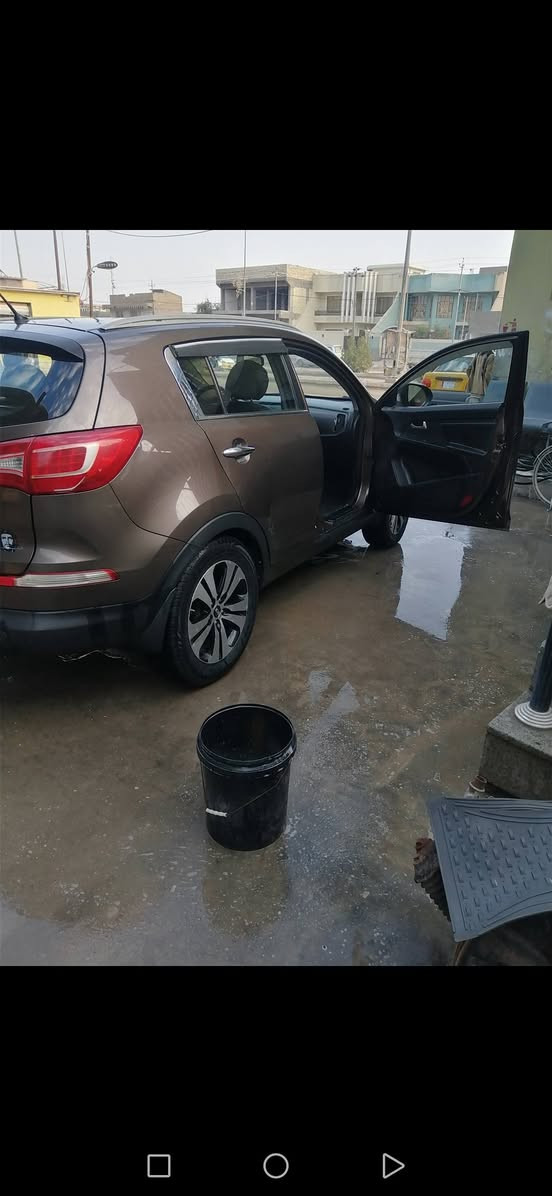 سبورتج ٢٠١٢ خليجي فول مواصفات عدى البصمه كفاله عامه للبيع او امراوس بسياره صالون مكانه ديوانيه ***********
