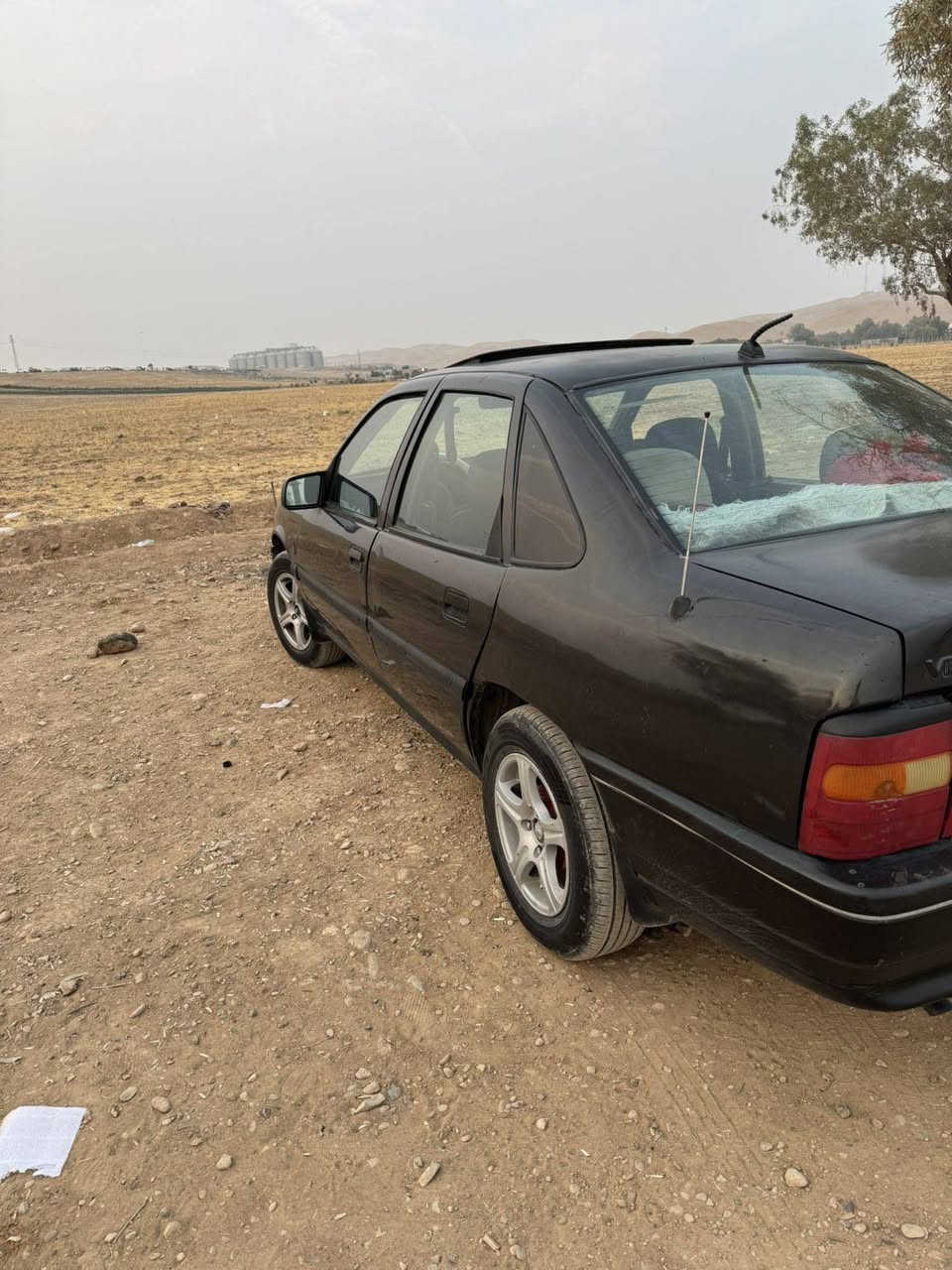 ئوبل فيكترا موديل 93سه نه وي به شه رت حاسيبه جوارتايه ي تازه گيرو مه كينه ي به شه رت شوين كه لار سعر 23
***********
