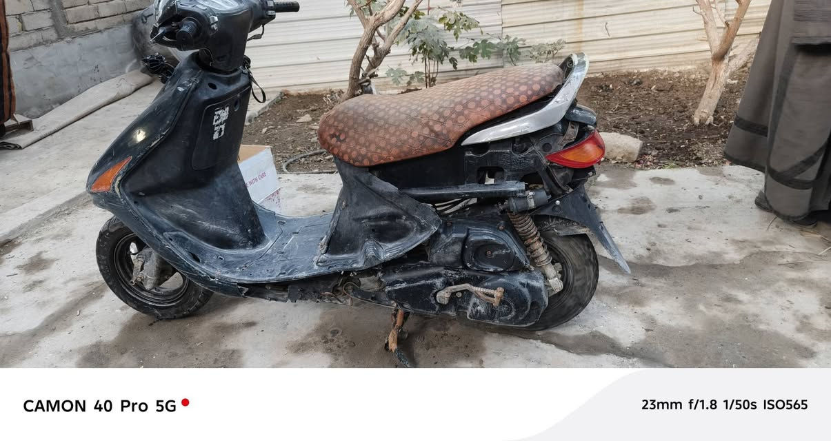 فراشة للبيع 350 وبيها مجال الهوير الخاص ***********
