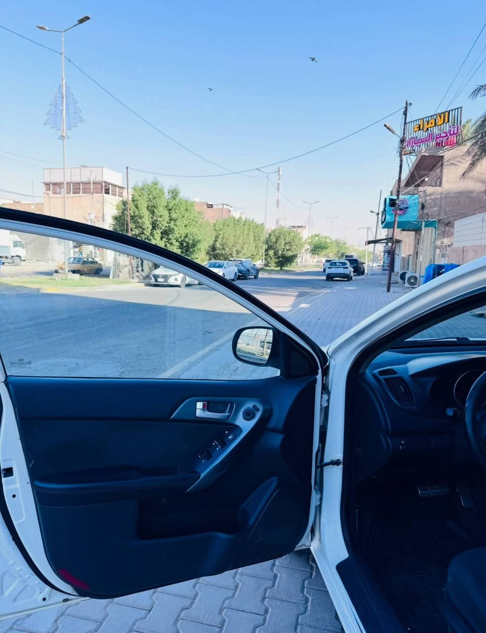 سلام عليكم سيراتو 2013 خليجية

محرك 1600 دوش كير 6 نمر
تبريدها خير من الله
مكينة لا تبخير ولا تنقيص
حدادية جيدة
السيارة بيها اربع قطع ابيعلك حزام

مواصفاتها
تحكم ستيرن جهتين
اشاير بالمري وشفط كهربائي
كاميرا وتاب وحساسات خلفية
بريك نظام ABS 
تخم تاير امامي جديد
وباتري جديد
السعر 88
موجود ع الرقم
***********
