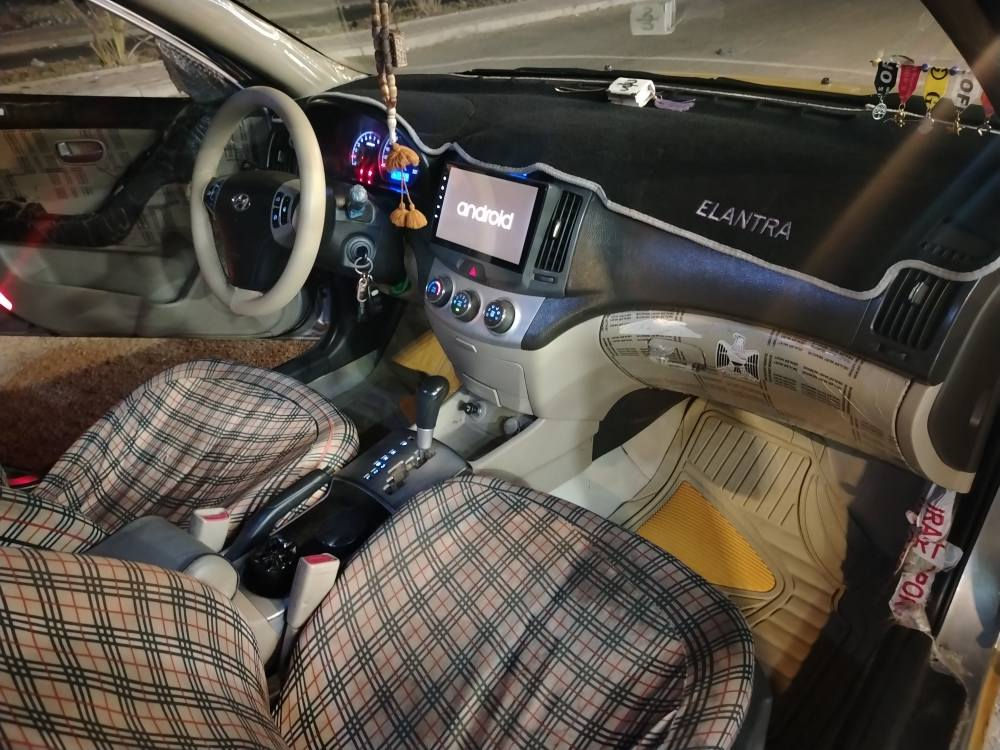 السلام عليكم
النترا للبيع 2010،  السياره بأسمي، مكينه 1600 دكشن عالي، تخم تاير حداديه جديده، وارد خليجي، السعر 110 وبيها مجال مكاني العماره
للتواصل والاستفسار*********** عمارة, ميسان
