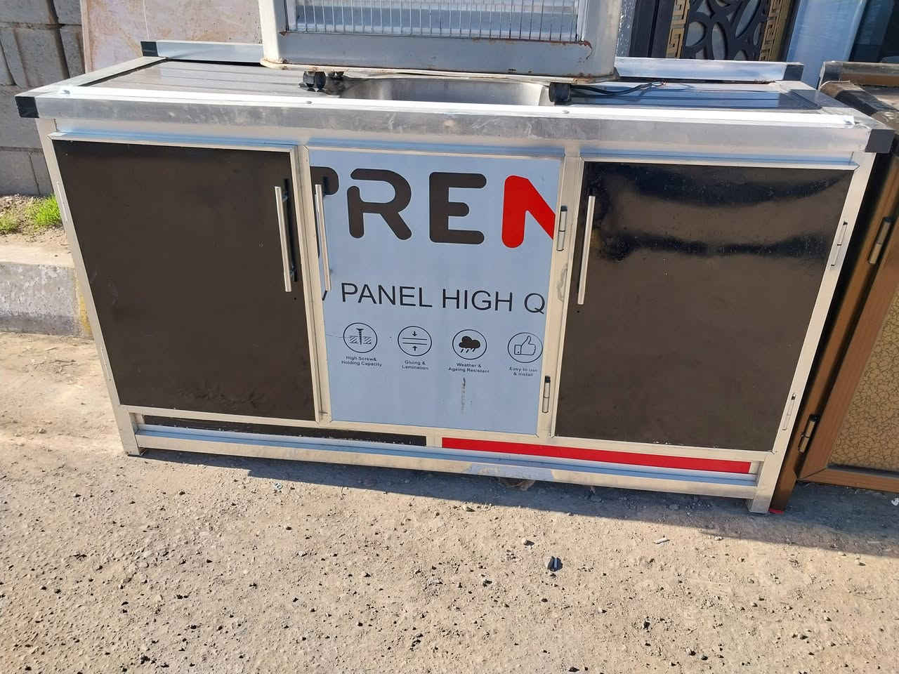 بسم الله وعلى بركة الله 
يتوفر لدينا 😍
طباخات بأنواعها 😍
غسالات بأنواعها 😍
كاونترات سنك مرمر 😍
وسنك عادي 😍
صوبات نفطيه 😍
صوبات كهربائيه😍

مدخل جسر الحبانية 
***********
حارث ##
