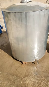 تانكي • نظيف • مستعمل قليل