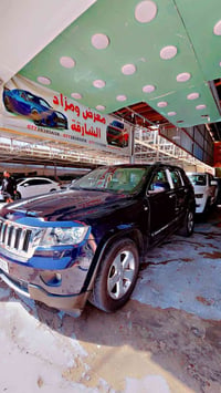 جيب موديل ٢٠١٢فووول خليجي سعر ١٦٠ اوبيه  مجال 07728285658