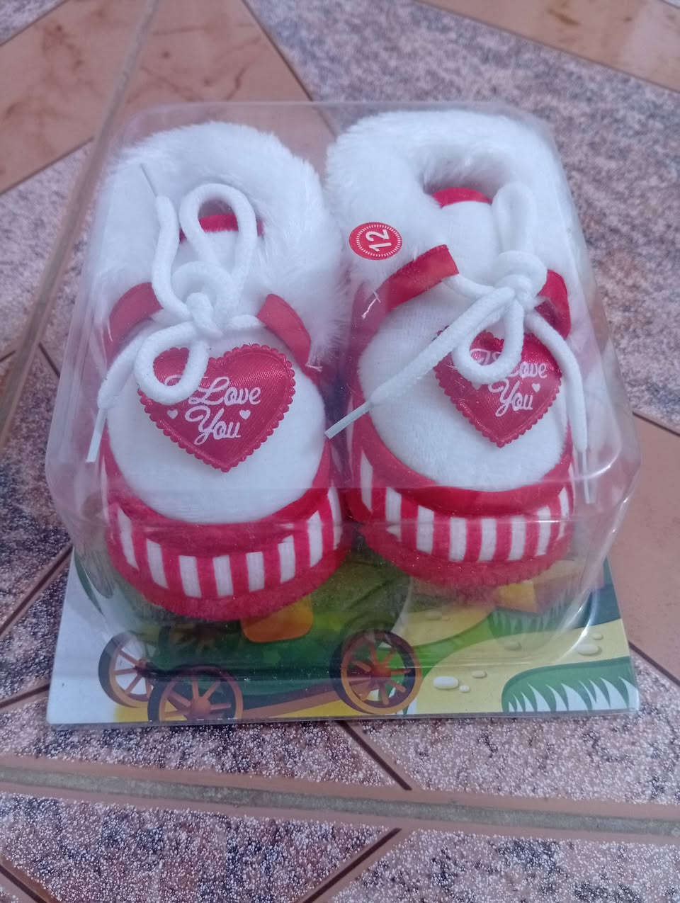 احذية اطفال كلش حلوة متوفرة كل لحجام
***********
