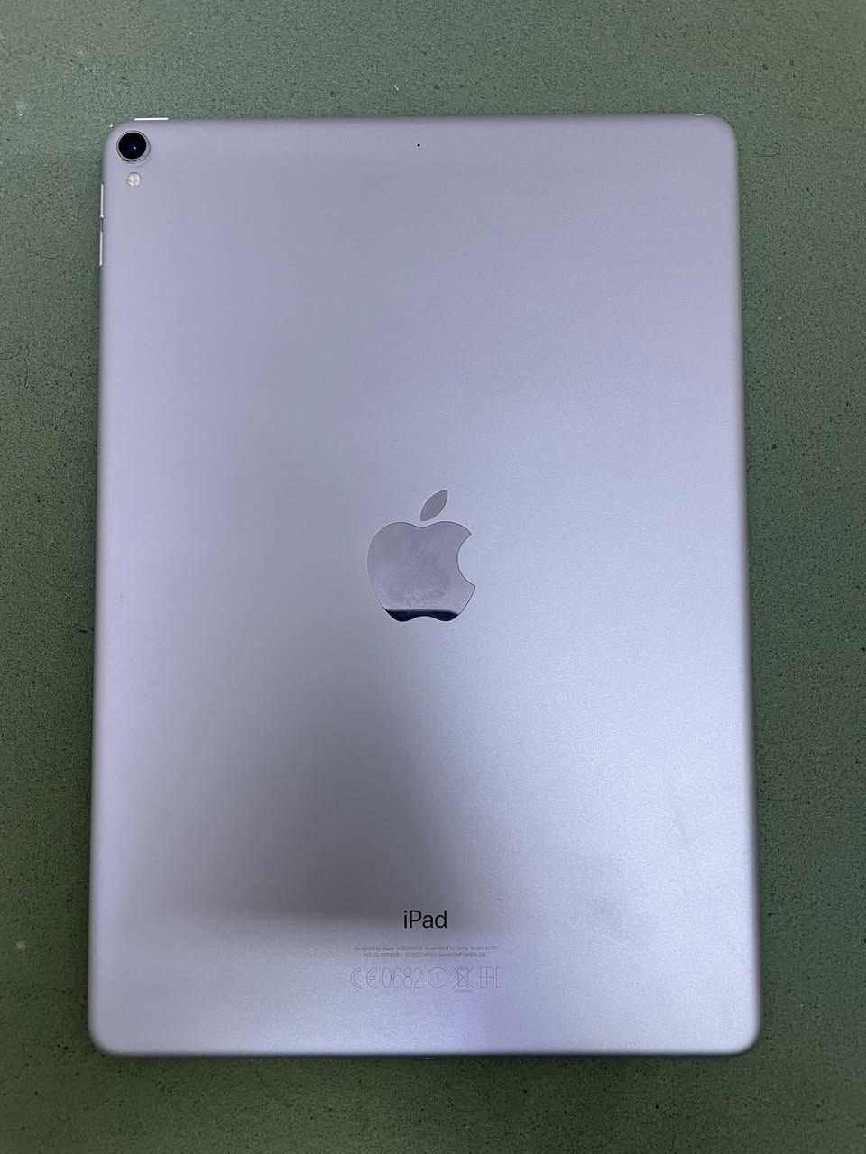 ‏iPad 10 Pro شاشة 120 هرتز تشغيل PUBG 90 فريم ذاكرة 64 السعر350￼ رقم ***********￼￼￼ اتصال مراسلة ￼
