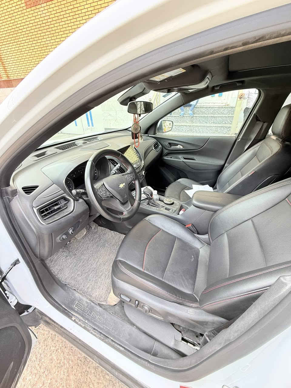 شوفرليت ايكونوكس RS موديل : 2024
عداد المسافة : 30 الف كليو 

المواصفات :RS
شاشة الكتروني 
بصمة ابواب
بصمة تشغيل 
تشغيل عن بعد 
هاند بريك بصمة 
صندوق شفط كهربائي 

سستم سماعات 
كاميرة °360

كاميرة خلفي
اوتو ستارت 
اوتو ستوب
رادار °360
رادار امامي (تحديد مسار)
رادار جانبي  (نقاط عمياء)
رادار خلفي (التحذير من الاصطدام)
حساسات  °360
حساسات امامي
حساسات جانبي 
حساسات خلفي 
كشنات جلد 
كشنات كهربائي
كشنات هيتر
تحكم ستيرن
ستيرن هيتر
تبريد لمس
تبريد مركزي 
لايتات ليد وعدسة زينون بيلادي
السياره حره 
رقم بأسمي 
السياره جاهزة  مابيه نقص 
السعر  190$ 
للتواصل 
***********
