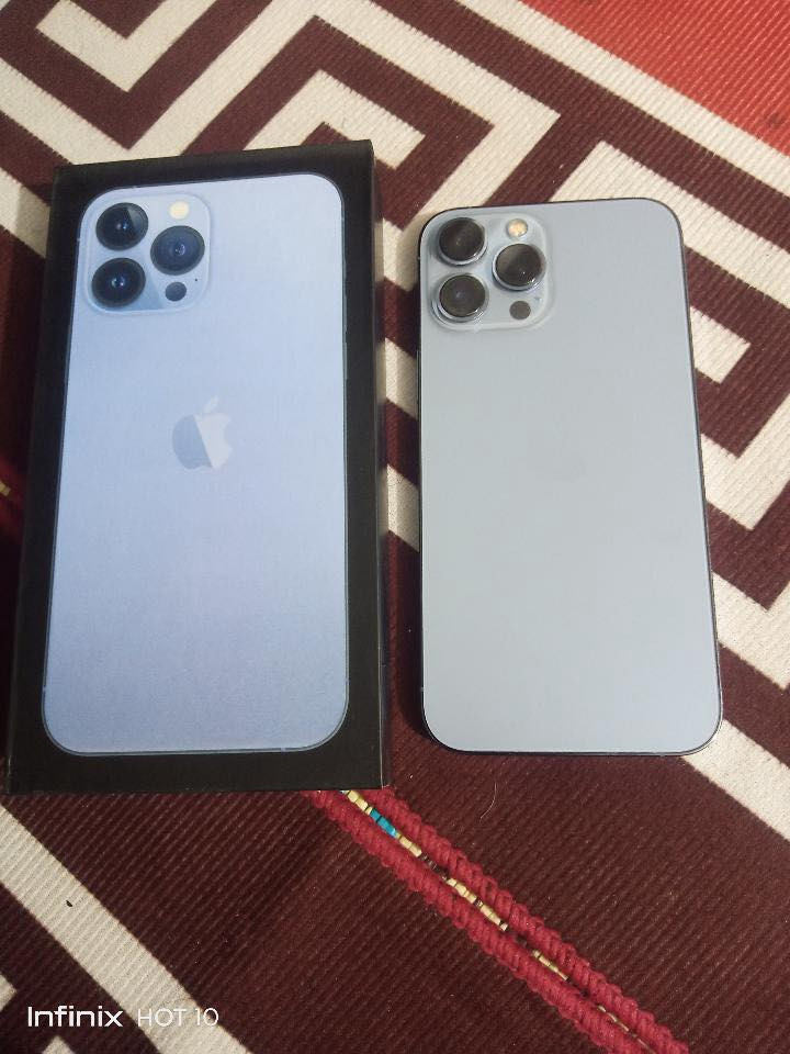 13 برو ماكس نضافه 99/100 جديد لوك مابي شخط ذاكره256 شرق اوسط مبدل شاشه وكاله اصليه السعر 600 وبي مجال 
***********
