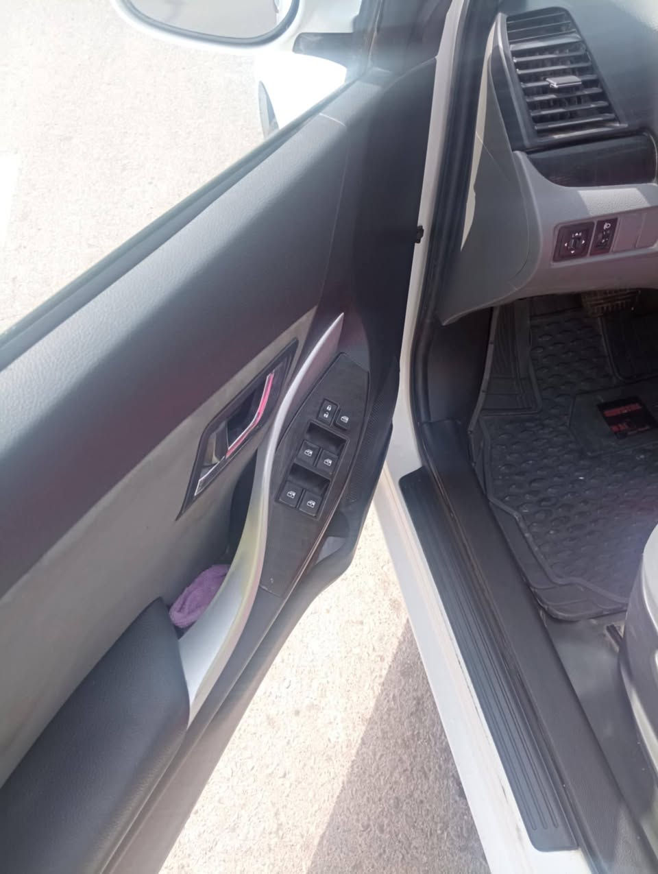 سلام عليكم
سياره للبيع موديل 2018 
السعر 65
مكانها ديوانيه


**إذا كنت صاحب هذا الإعلان وتريد حذفه لأي سبب، رجاءا أرسل رسالة إلى الدعم الفني**