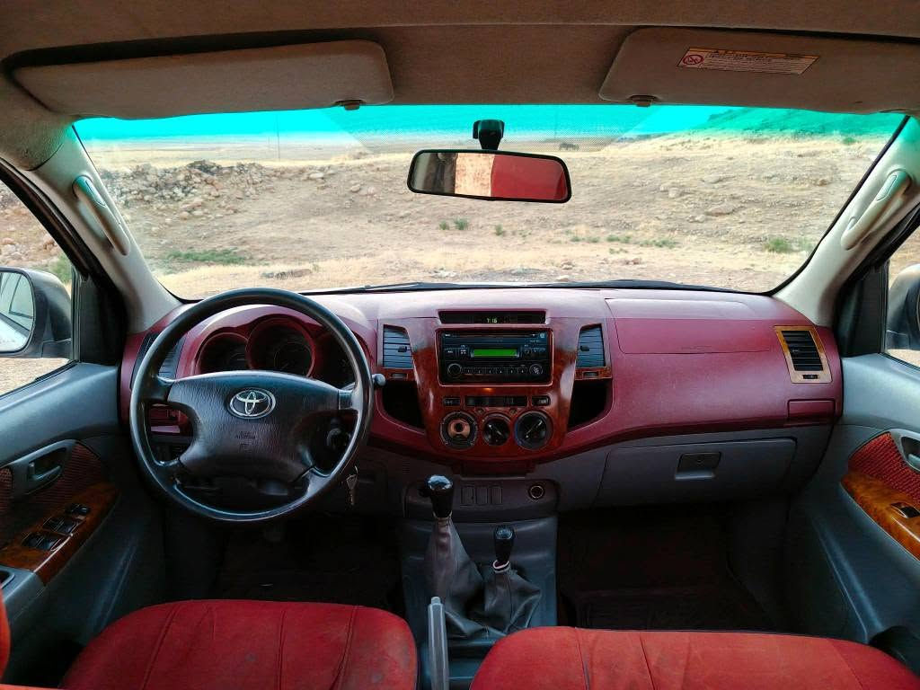 مەرزیە 2008 دەبڵ اکسل گاز سەیارەیەکی تابڵێی توندو تۆڵە بەشەرتی گێڕ مکینەو اکسل تەقەوڕەقەی بەشەرت چوارتایی لۆکی لەژێردایە تەحویل غرامە بەشەرت بەلادا کەوتوە کامل بۆیاخ نیە من بەکامل ئەیفرۆشم سەیارەیەکی تابڵێی جایزە داوای 122معملەی لێدەکەم لەدەربندیخانم *********** دار بنديهكان, السليمانية
