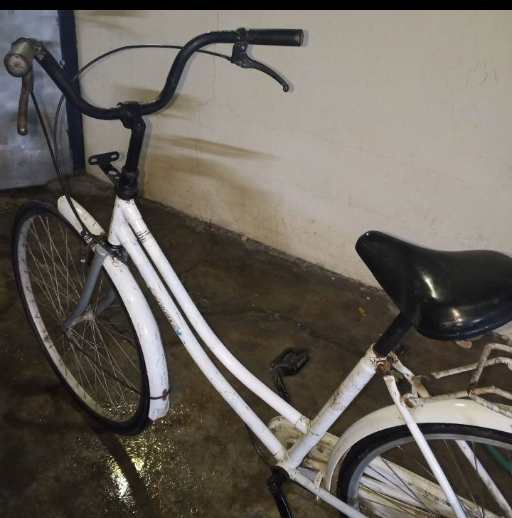 السلام عليكم بايسكل ياباني حجم 26 سوره كدامك  40. رايده جوه السوك للتواصل ***********
