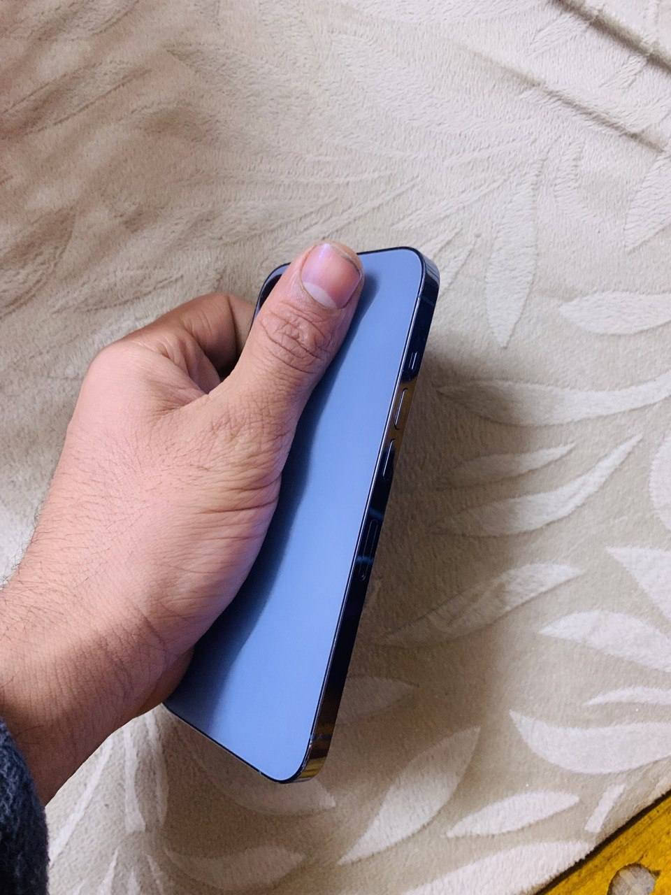 #ايفون 13 برو فقط

ذاكرة 512 /بطارية 95% / تك سيم / نموذج M نورمال مايعبر هوى
#سعره 560 الف

***********
***********
