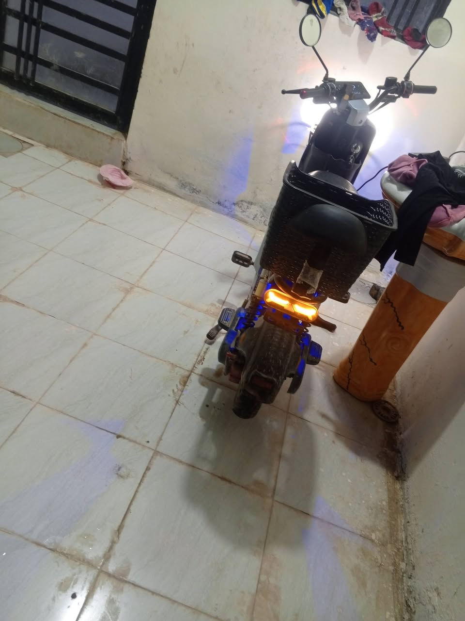 سلام عليكم ار تسعه شحن خير من الله اي نقص ماكو مكاني بعقوبه سعرهه ٤٥٠ بيها مجال رقم تلفون ***********
