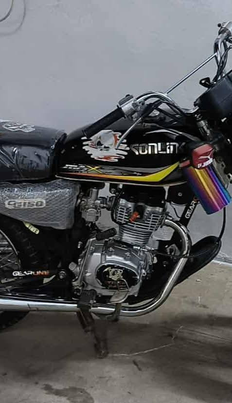 تايكر 20لنضافه كدام عينك ما مفتوح لسعر خاص لرقم ***********
