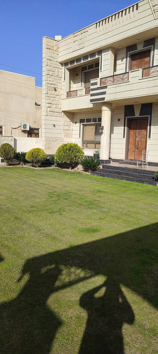 السلام عليكم اخوان يوجد كادر لقص وتنضيف الحدائق وتنضيف الاينات وبأسعار مناسبه /
اخوكم وابنكم يوسف العبز 
للاستفسار الاتصال على الرقم ***********
وحي الله الكرايب 
بس اتصل ونجيك
