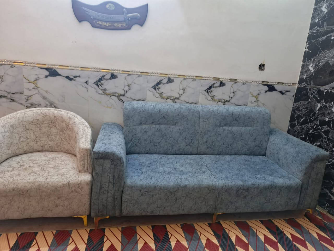 السلام عليكم اغراض بيت للبيع نظافه فول مابيهن اي أضرار استعمال ايام قليله كاونتر قطعتين 400وبي مجال طباخ 175 ؤبي مجال تخم 8مقعد 350غساله 100براد 85ثلاجه 300 كنفيره75كلهن بيهن مجال قليل مكان بغداد مدينة الصدر ‏‪***********‬‏
