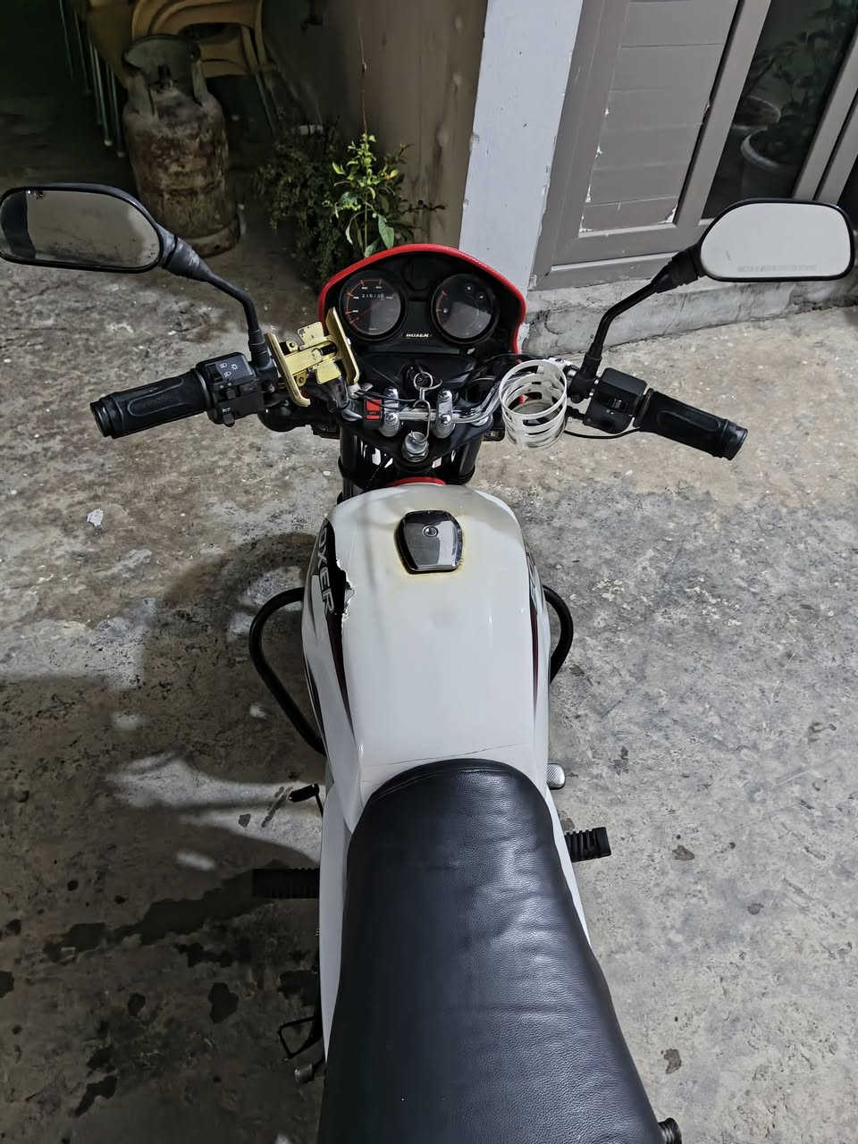 سلام عليكم دراجه بوكسر موديل 22 نازله بل 23 نضافه فول بدون نواقص السعر 1800 للتواصل ***********
