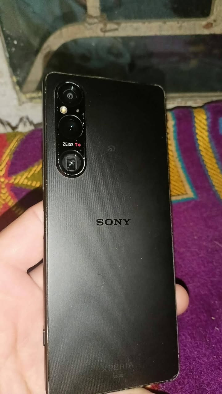 سلام عليكم
جهاز sony 1 mark 5  جهاز نظيف لامفتوح ولا شي 
مواصفاته موجوده بالصور مطلوب 280 وبي مجال


**إذا كنت صاحب هذا الإعلان وتريد حذفه لأي سبب، رجاءا أرسل رسالة إلى الدعم الفني**