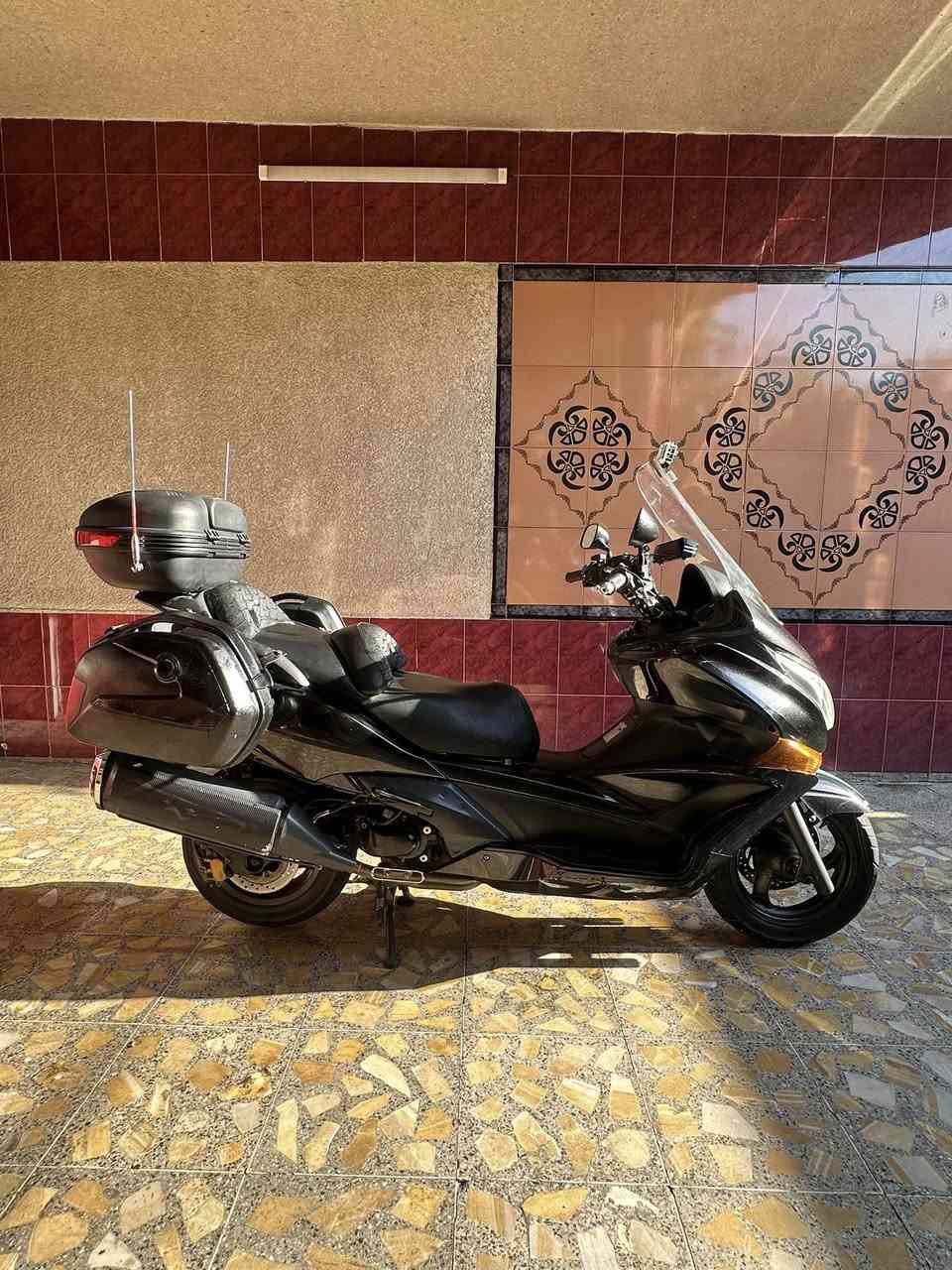 سلفر ونج جي تي400c
للبيع السعر 20   ***********
