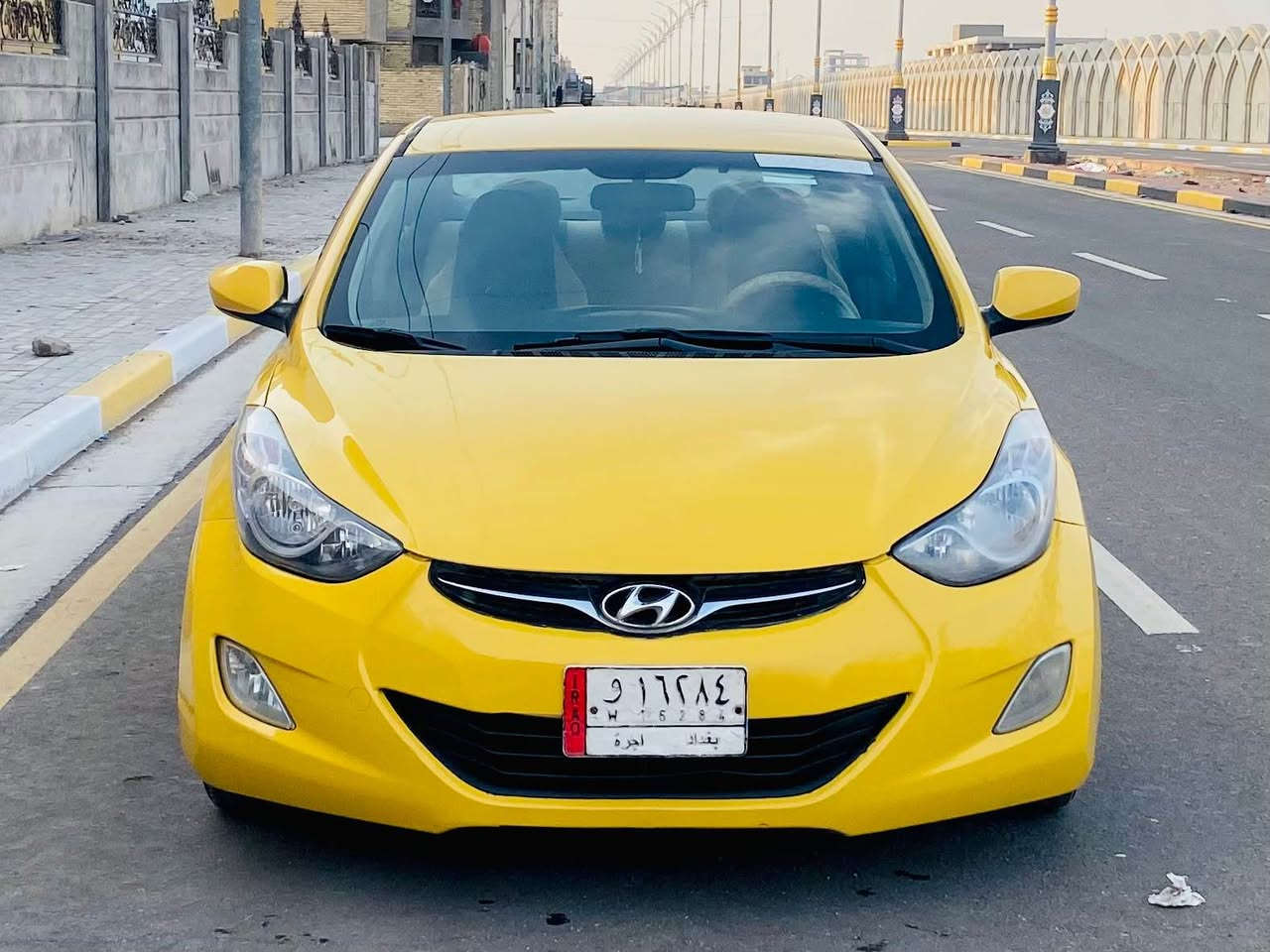 السلام عليكم للبيع هونداي النترا موديل 2013 وارد امريكي بيه تبديل جاملغ امامية فقط بدون داخل شرط والباقي مكفول كفاله عامه من ضربه وتبديل كله ليبل واحد موصفات تحكم تدفه بل كشنات  داخل بيجي مكينه 1800 دوش ما مفتوحه سنويه لغايه 27 مصفره هيه وغرمات السياره جديده حيل وجاهزه شرط احله من صور اي نقص مابيه سياره كير مكينه حداديه تخم تاير تبريد السعر 105 بيه مجال بسيط لاستفسار اكثر لاتصال على الرقم *********** مكان السيارة كربلاء مكلف بل نشر كربلاء, العراق
