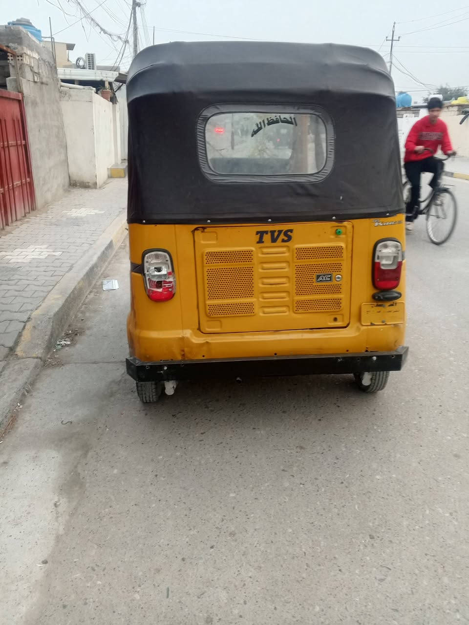 تكتك للبيع موديل 18اوراق العنوان بغداد جسر ديالئ القديم ***********
