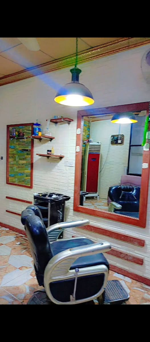 السلام عليكم  مكلف بالنشر فثط محل الايجار حلاقه متكامل وجاهز يتأجر حلاقه او غيرها عادي الموقع شارع الوطنيه محل نضيف ومرتب سعره ايجار او البيع انتصل عله رقم 
***********

مكلف بالنشر فقط
