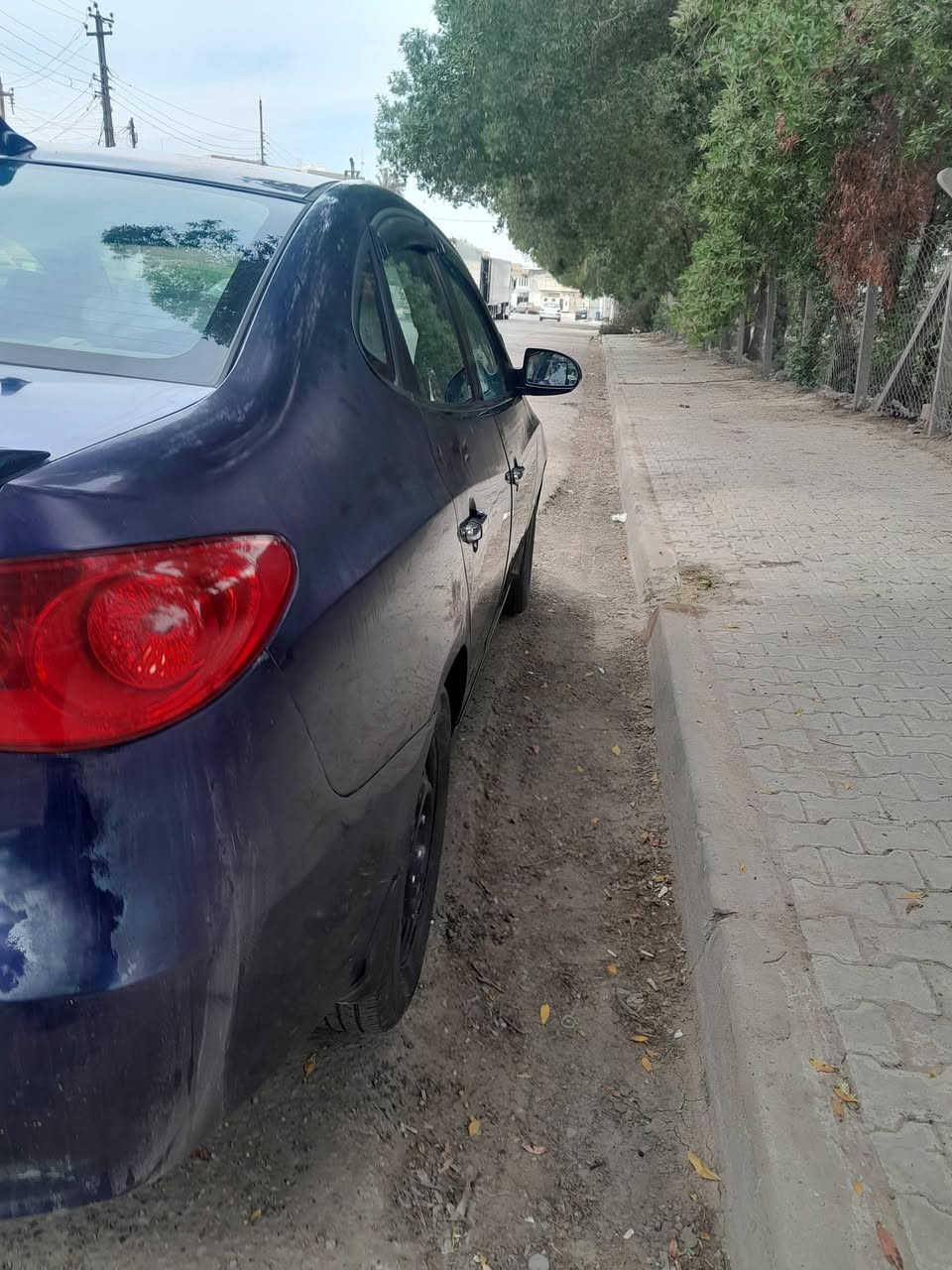 بيع او مراوس ب ٧ راكب إلنترا مقدسة موديل ٢٠٠٧ رقم بغداد دولي مميز بأسمي سنويه ل٢٨ هزة جديدة مكينة ٢٠٠٠ كير صدر كهربائيات كله جديد شواصي لغود كله جديد بيها طخة بل الجاملغ الأمامي وبيها صبغ ٤قطع بدون دواخل ابيع حزام وبيها جراد السياره جاهزه من كلشي بس تبريد نقص غاز السعر ٧٧  وبيها مجال  مكانها بغداد الجديدة قرب جبار أبو الشربت عل القناة الاتصال ***********

