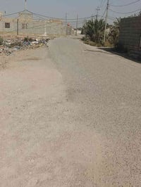 قطعه لبيع مساحته ٣٠٠متر ركن مدفونه ومحدوله شارع تبليط ماء كهرباء بل بع...