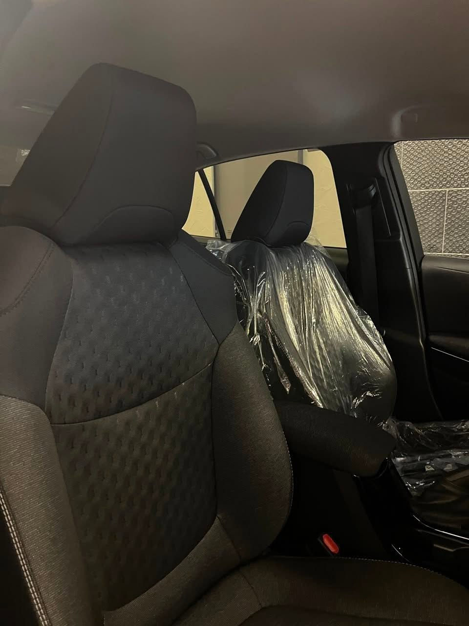 Toyota corolla
(الفئه الثالثة)Smart
Model 2026
Zeroo
1600cc
-------------------------------------------
Keyless entry
Start engine
Sensors parking
(Apple CarPlay / Android Auto)، وبلوتوث
-------------------------------------------
تحكم بالطاره
كاميرا خلفيه
شاشة 8 بوصه
جنوط 16 انش
مرايات ضم
تكيف خلفي
لون فضي فرش اسود القاهرة, مصر


**إذا كنت صاحب هذا الإعلان وتريد حذفه لأي سبب، رجاءا أرسل رسالة إلى الدعم الفني**