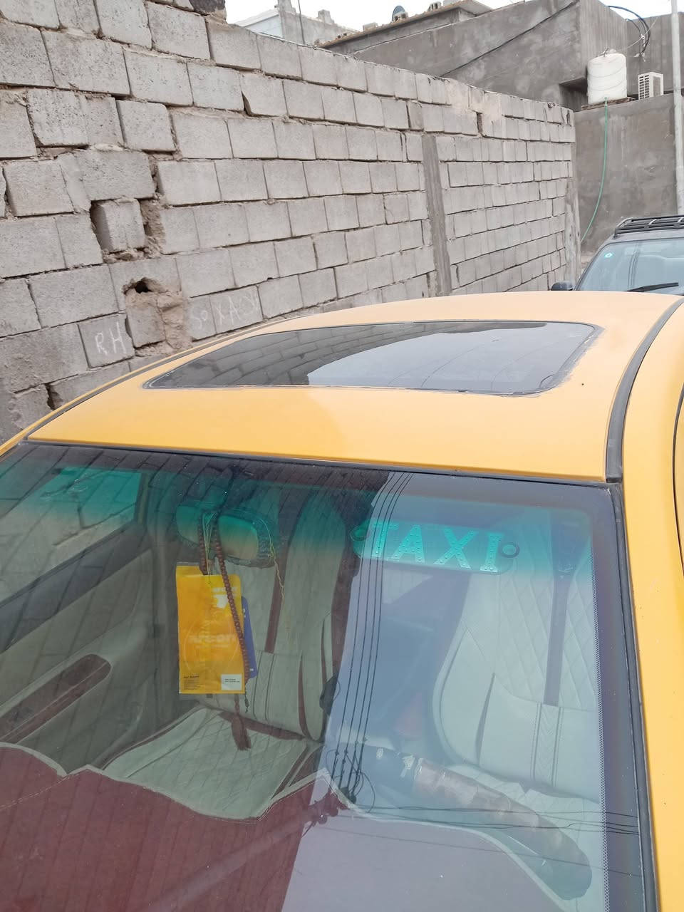 السلام عليكم بي واي دي ٢٠١٢ صفره مكينه وكير مستبيشي لانسر اوتوماتيك بلاد ياباني تجي أقوه فئه بل بي واي دي السياره كلش نظيفه بي طعجه بلباب الخلف السايق هيئه وغرامات عليه رقمها صدامي راعيها يريد تحويل للبيع او للمراوس سعرها 38 عنواني المطيحه
***********
