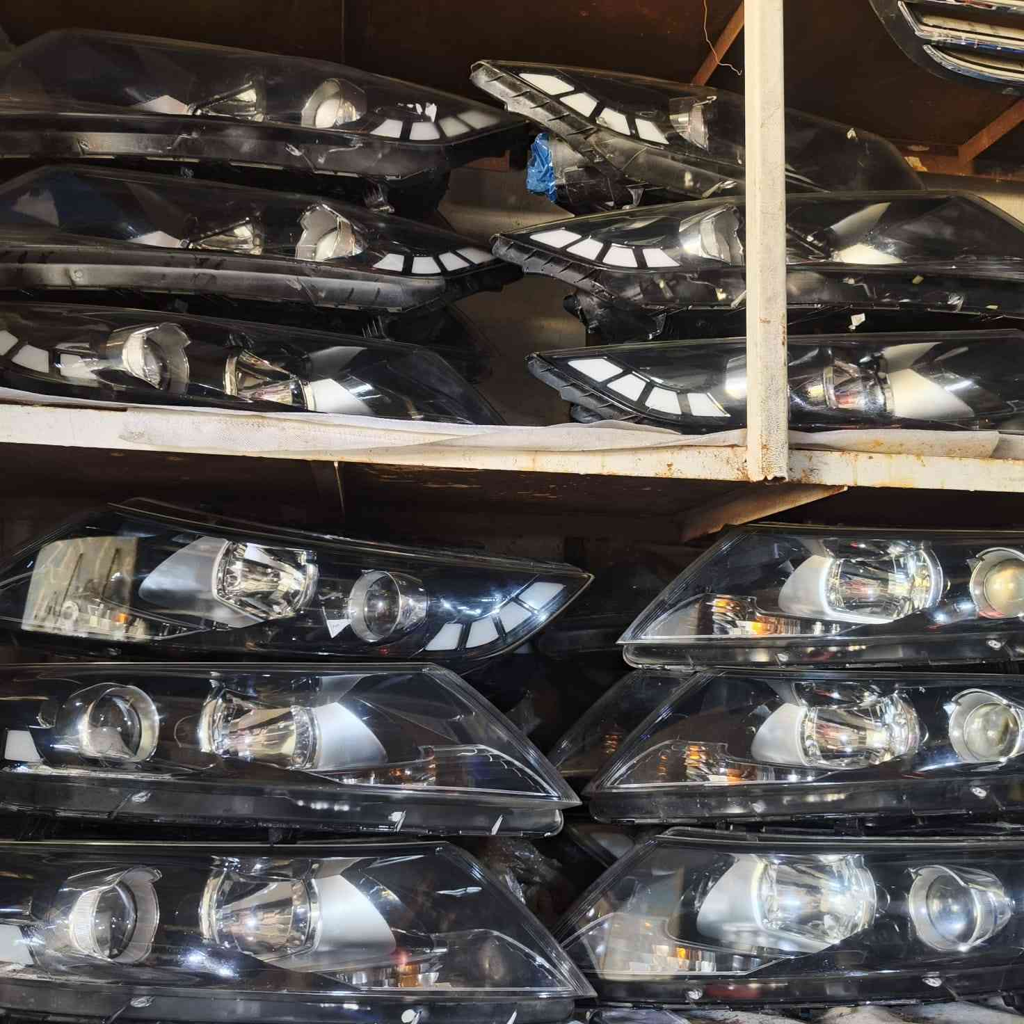 لايتات اوتيما مال كصه نضافه فول يوجد خدمه توصيل *********** سماوه مراسله خاص سعار مناسبه
