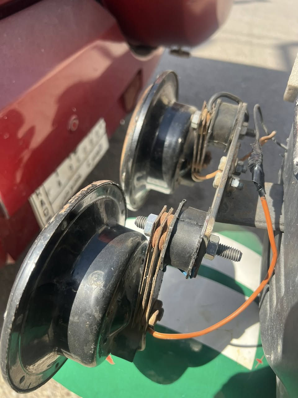 سلام عليكم هورنات بوش للبيع حلوات وناعمات سعر 200 وبيهن مجال رقم ***********  مكاني بصره لقبله حي جامعه
