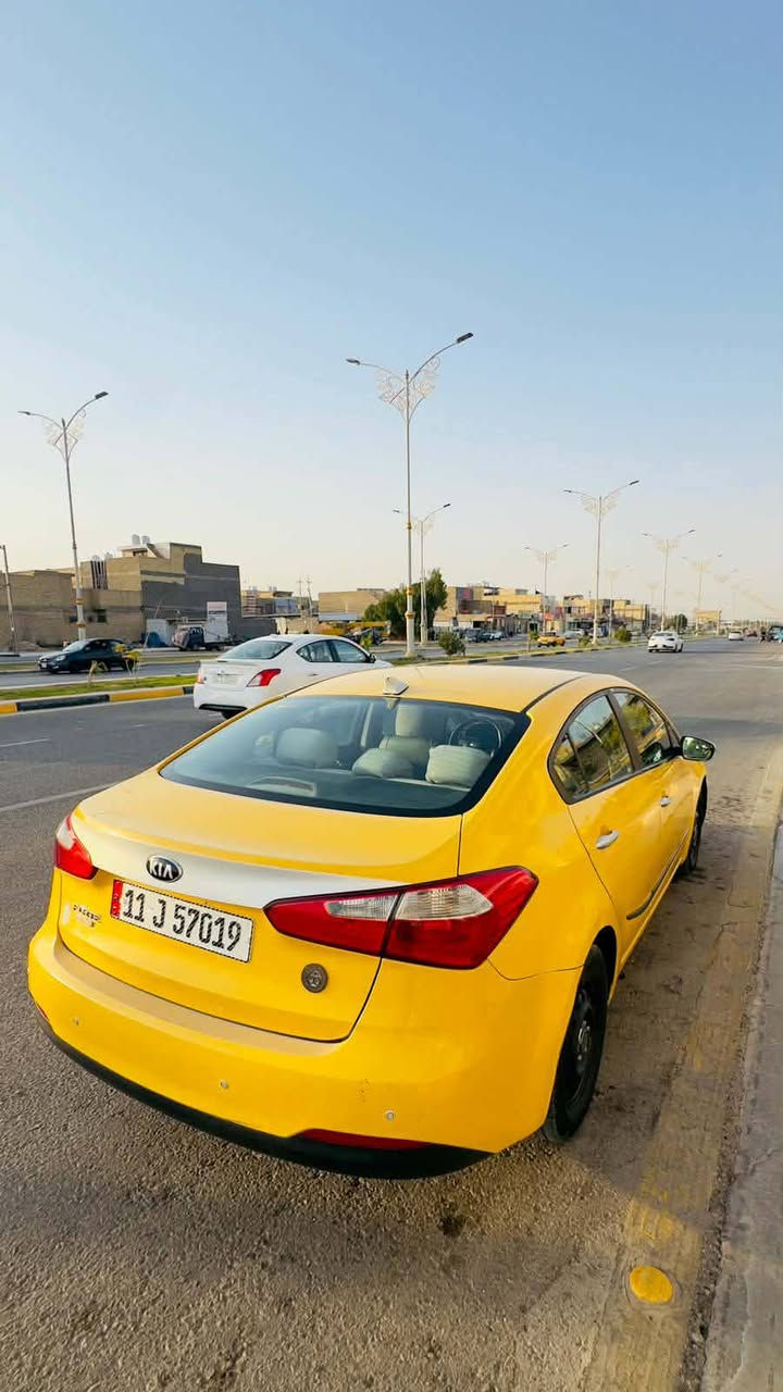 سياره فورتي موديل 2014 محرك 2000 المرغوب سياره جاهزه وخير من الله رقمها بغداد الدولي مداور ثاني يوم  السعر 110 وبيها مجال بسيط السونار موضح بل صور شوف السونار وتصل عليه وهذا رقمي ***********
