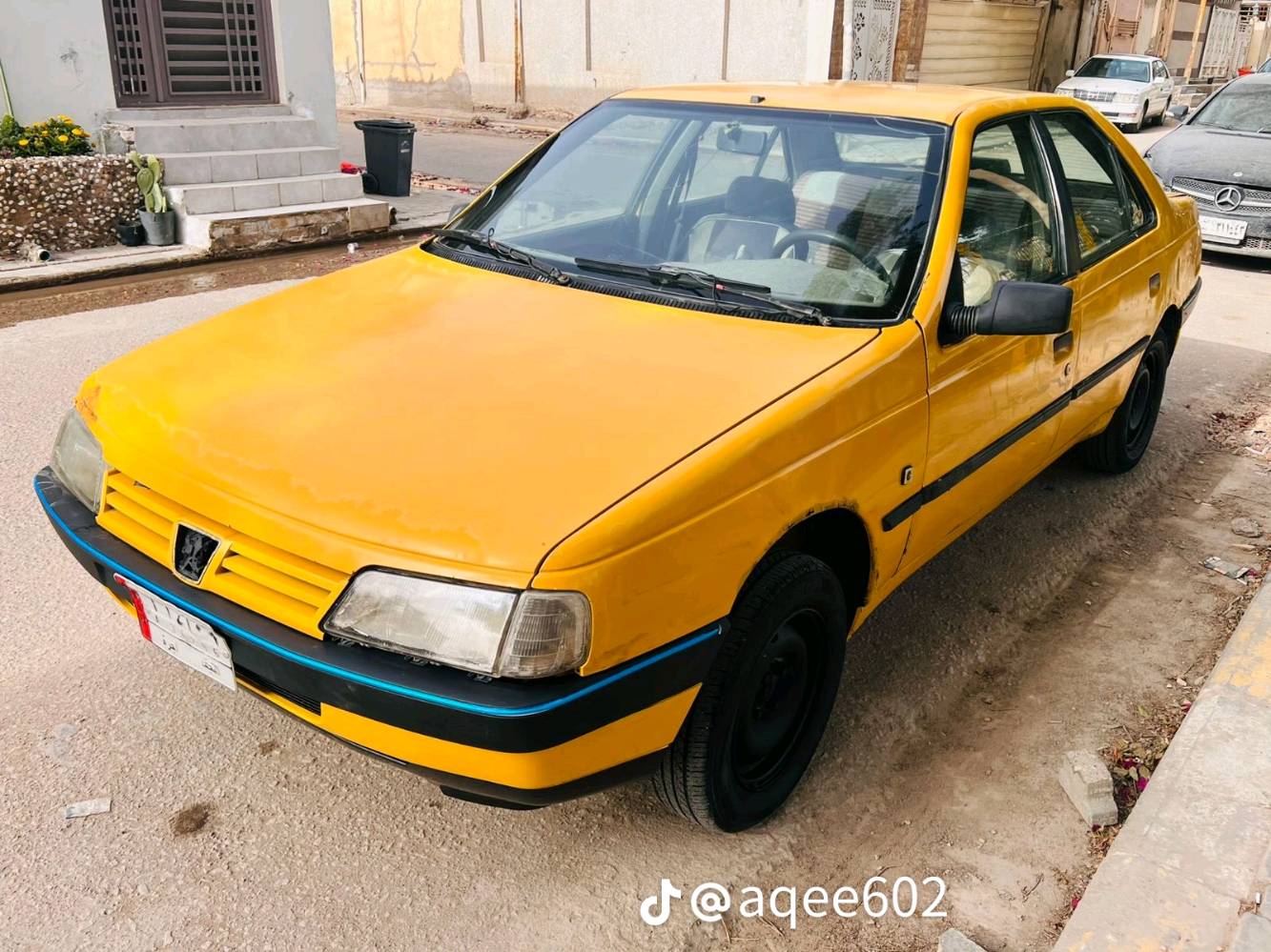 السلام عليكم بيجو 405 لبيع سياره نضيفه بلاديه كشرته حلوه محرك وكير حلوات سياره بسمي رقمه نجف نكليزي كهربايات كله شغله حداديه نضيفه هيئه مصفره ولا ربع مديل 209 السعر22 مكاني نجف ابو صخير مناذره رقم الهاتف تصال وتدلل ***********