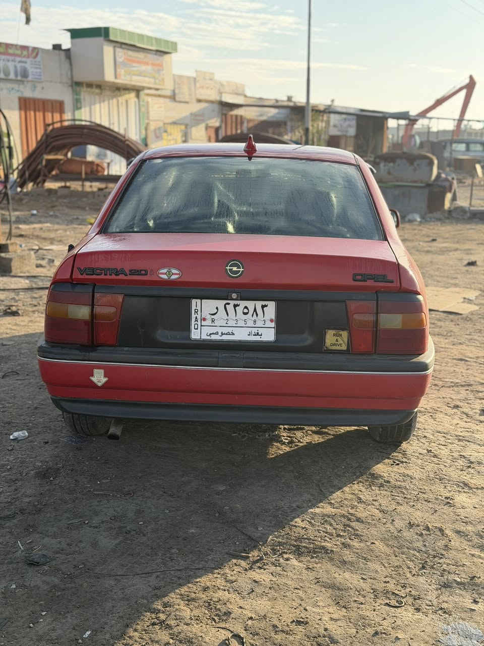 ل فكتره موديل 91مكينه 20رقم بغداد بسمي سياره محرك كير حداديه كله نظيف وفول سياره بلاديه  فقط قطه صبغ الباقي كله بلادي السعر 42وبيها مجال العنوان واسط العزيزية اتصال ***********
