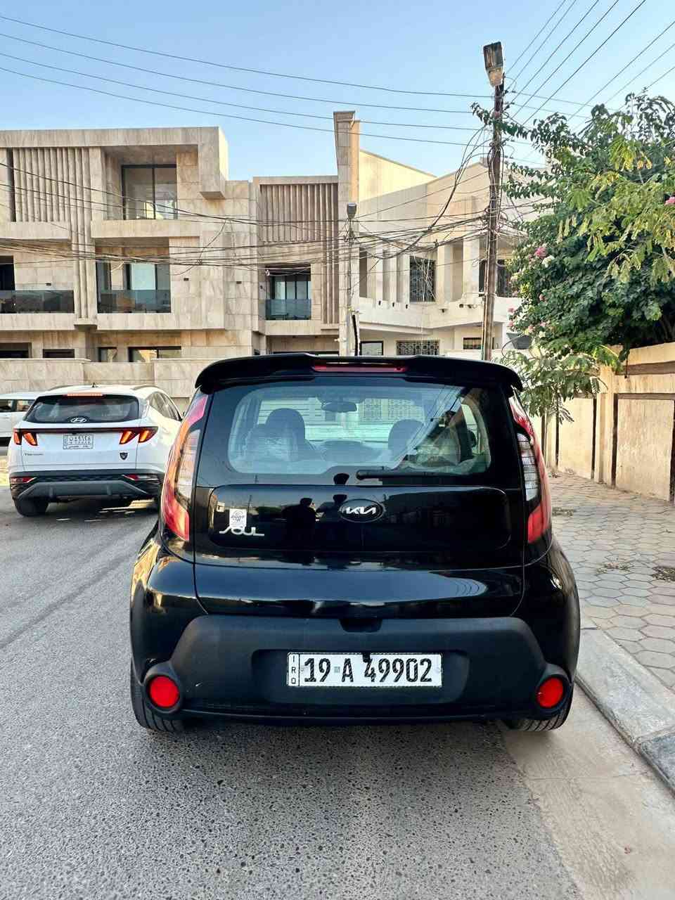 كيا صول 2014 مكينه 200 رقم وهزه جديده حادثه موضح بسونار مكينه كير تبريد حداديه كله جديد ماشيه 80 الف سعره 100 وبيه مجال قليل  ستفسار اتصال ***********
