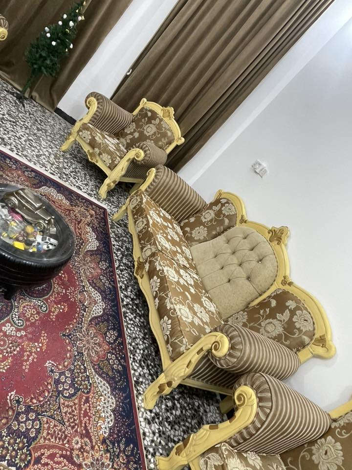 تخم للبيع نوعية تركي زان درجه اولى  مدة الاستخدام سنه سبب البيع الانتقال السعر ٣٥٠وبي مجال التواصل 
***********
