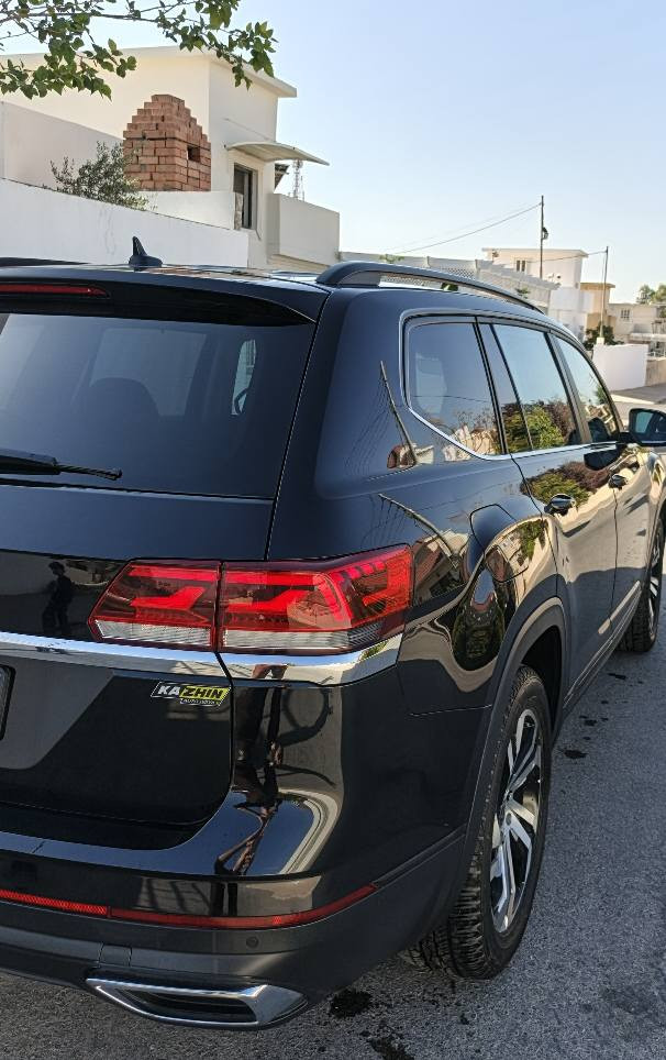 𝟐𝟎𝟐1𝐕𝐎𝐋𝐊𝐒𝐖𝐀𝐆𝐄𝐍 𝐀𝐓𝐋𝐀𝐒-𝐒𝐄l  
فولكس واكن اطلس (SEl.PLUS) موديل : 2021

اللون :  اسود

عدد المقاعد 7 راكب

عداد المسافة 19 الف ميل

حجم المحرك : V6 3.6L (6.سلندر)

ملاحظة السيارة  جاملغ سائق امامي صبغ وبي شويه بارد pdr

المواصفات SEL
‎
داخل اسود بلادي 

بـــردات ابـــواب

‏بصمة ابـــواب

‏‎بصمة تشـــغـــيل 

تشغيل عن بعد (𝐑𝐄𝐌𝐎𝐓𝐄 𝐒𝐓𝐀𝐑𝐓)

‏‎شــاشــة  کبیر لم

شاحن هاتف لاسلكي

كــــاميــــرا

 هــانــد بــريــك بصمة

اوتو هولد (𝐀𝐔𝐓𝐎 𝐇𝐎𝐋𝐃)

اوتو ستارات (𝐀𝐔𝐓𝐎 𝐒𝐓𝐀𝐑𝐃)

اوتو ستارات (𝐀𝐔𝐓𝐎 𝐒𝐓𝐎𝐏)

رادار امامي (تحديد مسار)

‏‎رادار جانبي (نقاط عمياء)

‏‎رادار خلفي امامي (التحذير من الاصطدام)

اوتو بارك 

كشن خزن‏‎

حساسات امامي

‏‎حساسات جانبي 

‏‎حساسات خلفي 

نظام (𝐒𝐏𝐎𝐑𝐓)

7 سبعة راکـــب

كشنات جلد

كشنات كهربائي 

‏‎كشنات هيتر ..تبريد

تحكمات استيرن

استيرن هيتر‎

تبريد مركزي

صندوق شفط كهربايي 

لايتات 𝐋𝐄𝐃 ليد عدسة زينون

‏‎بكلايتات 𝐋𝐄𝐃 ليد

‏‎ويــــل كــــروم

رقم سليمانية مكان السيارة اربيل او سليمانية

***********
*********** أربيل, العراق
