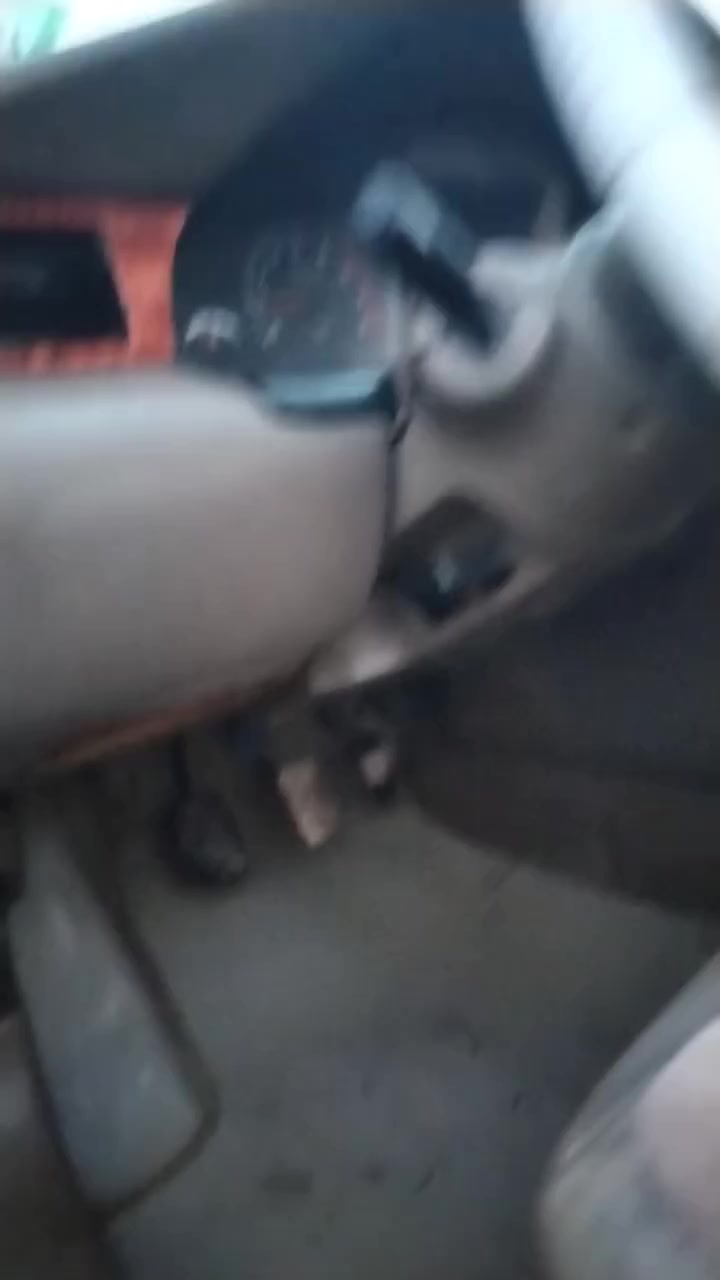 سلام عليكم سمن البيع موديل ١١ سنوية صاقطة صارلهة ٨ تشر مكفولة مابيهة لا ضربة ولا صبغ حدادية ورة وكدام ستوني مكملهن اليريدهة بل خدمة هاذة رقمي ***********
