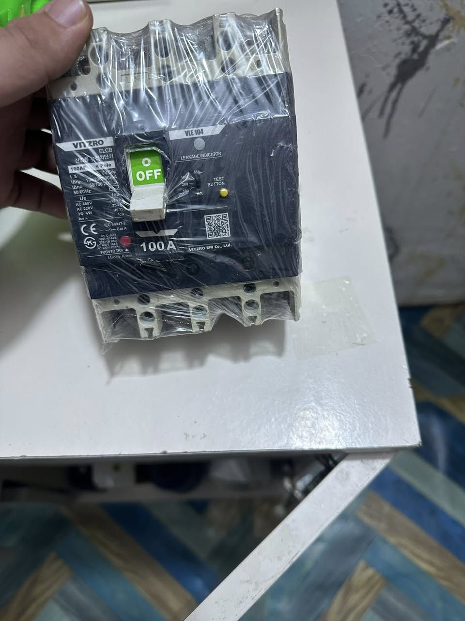 قاطع دورة رباعي كوري اصلي (100) امبير 
ابو الباركود 🫓
سعر القطعة 18 الف 
يوجد توصيل جميع المحافضات


**إذا كنت صاحب هذا الإعلان وتريد حذفه لأي سبب، رجاءا أرسل رسالة إلى الدعم الفني**