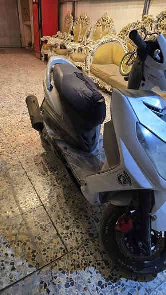 سكنس فحل للبيع الدراجه مفتوحه وصايره 58 وبيهة تكطيع بلبدايه من تحمه تصفه الدراجه نقصهة باتري بس كهربائيات كلهة شغاله سعرهة ٥٠٠ وبيهة مجال للشراي
مراسله الحساب او الأتصال على الرقم ***********
العنوان بغداد الأمين الثانيه
