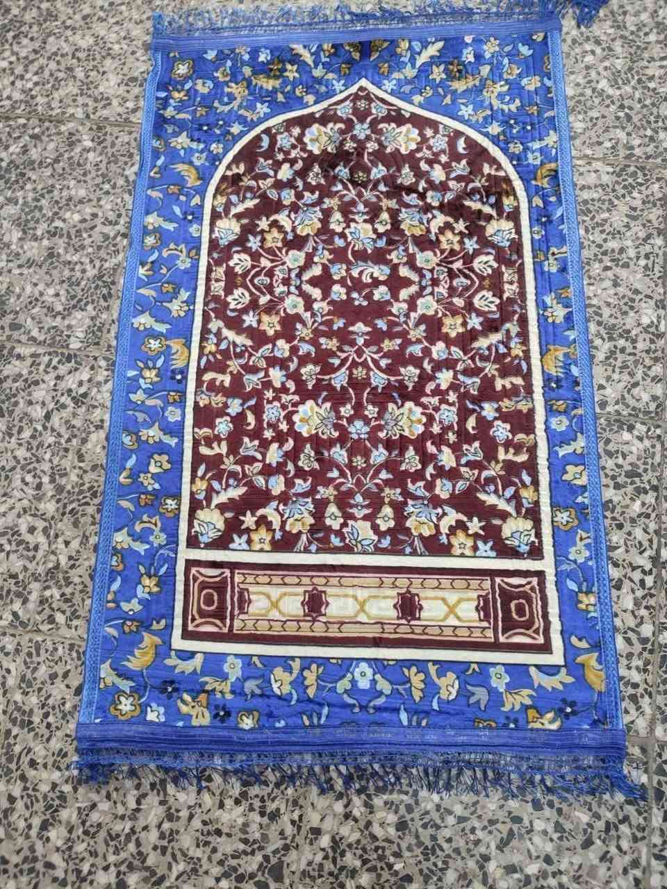 عرض خاص /  الـسـعـر ( 4000 ألآف🔥 ) 

سجادة صلاة طبي خام مقدف محفر حرير مبطن ضهر جلد قياس كبير 📐 110 ✖️ 70 cm
عنوان سبع البؤر شارع بلقيس مقابيل جمله حسين،


**إذا كنت صاحب هذا الإعلان وتريد حذفه لأي سبب، رجاءا أرسل رسالة إلى الدعم الفني**