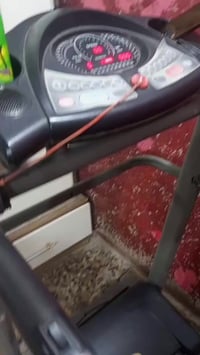 ، جهاز جري كهربائي على الفحص شغال مابي شي يتحمل وزن ١٠٠ وجوه صافي   وج...