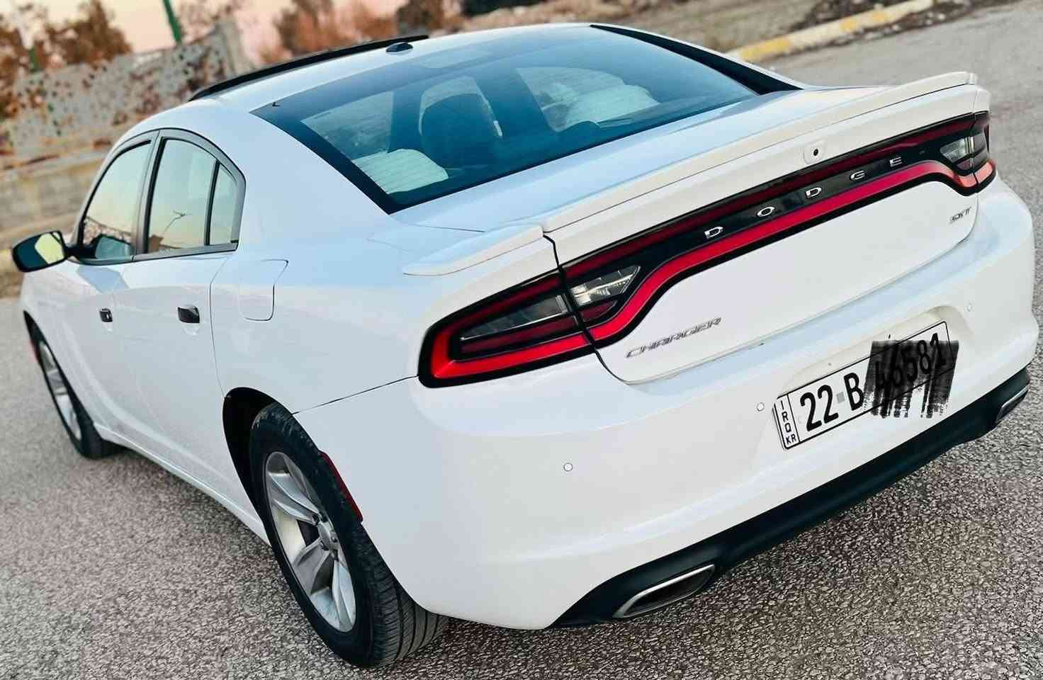 16 كلين كفاله
رقم اربيل تحويل او وكاله
محرك 6 سلندر 3600
فتحة
شاشة كبيرة
كشنات حظن
تدفئة كشنات
هيترات مري
كشنات كهرباء
حساس خلفي 
ماشية 68 الف 
محرك كير حدادية تبريد كله بلادي وجاهزة من كلشي 
السعر 207وبيها مجال 

***********
