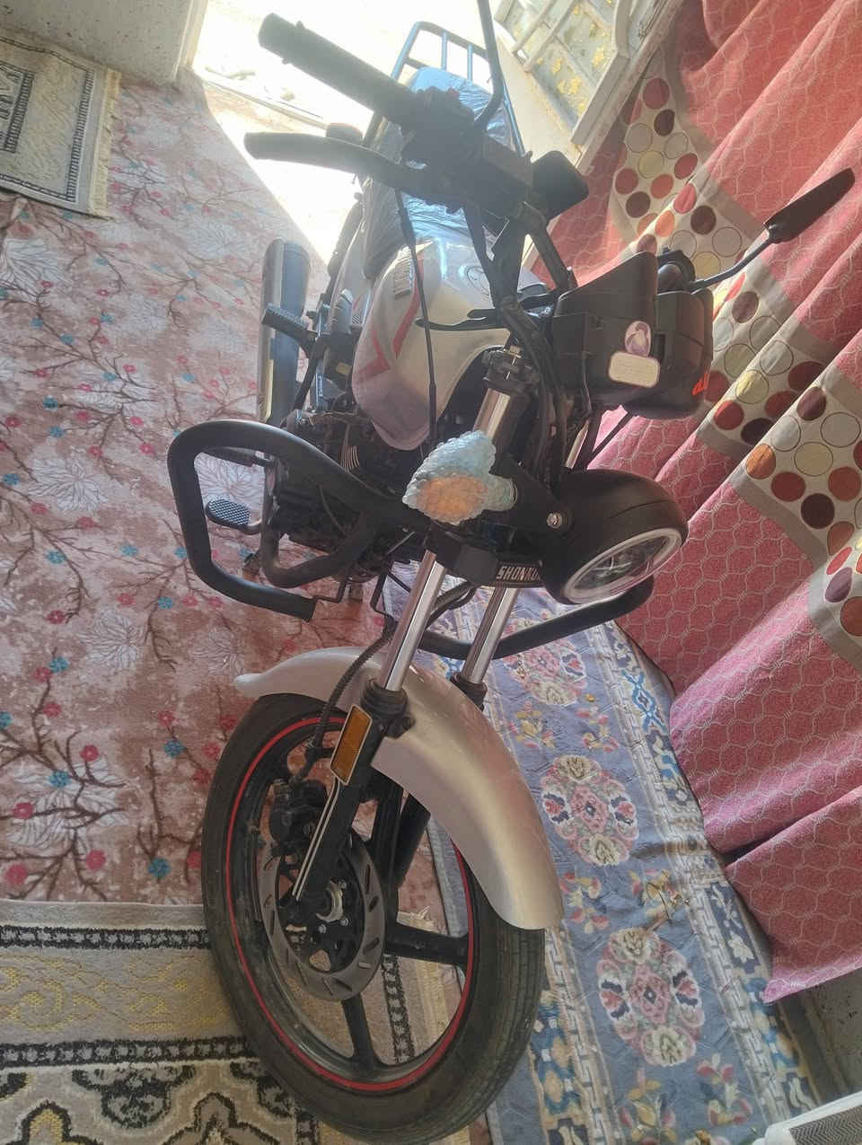 بعدهي وكاله.  درتجة 2026
صالي شهر من طلعتها من المعرض.   السعر 1،150 بيها مجال بسيط كلش  سبب البيع ماستخدمها مضمومه بالستقبال.


**إذا كنت صاحب هذا الإعلان وتريد حذفه لأي سبب، رجاءا أرسل رسالة إلى الدعم الفني**