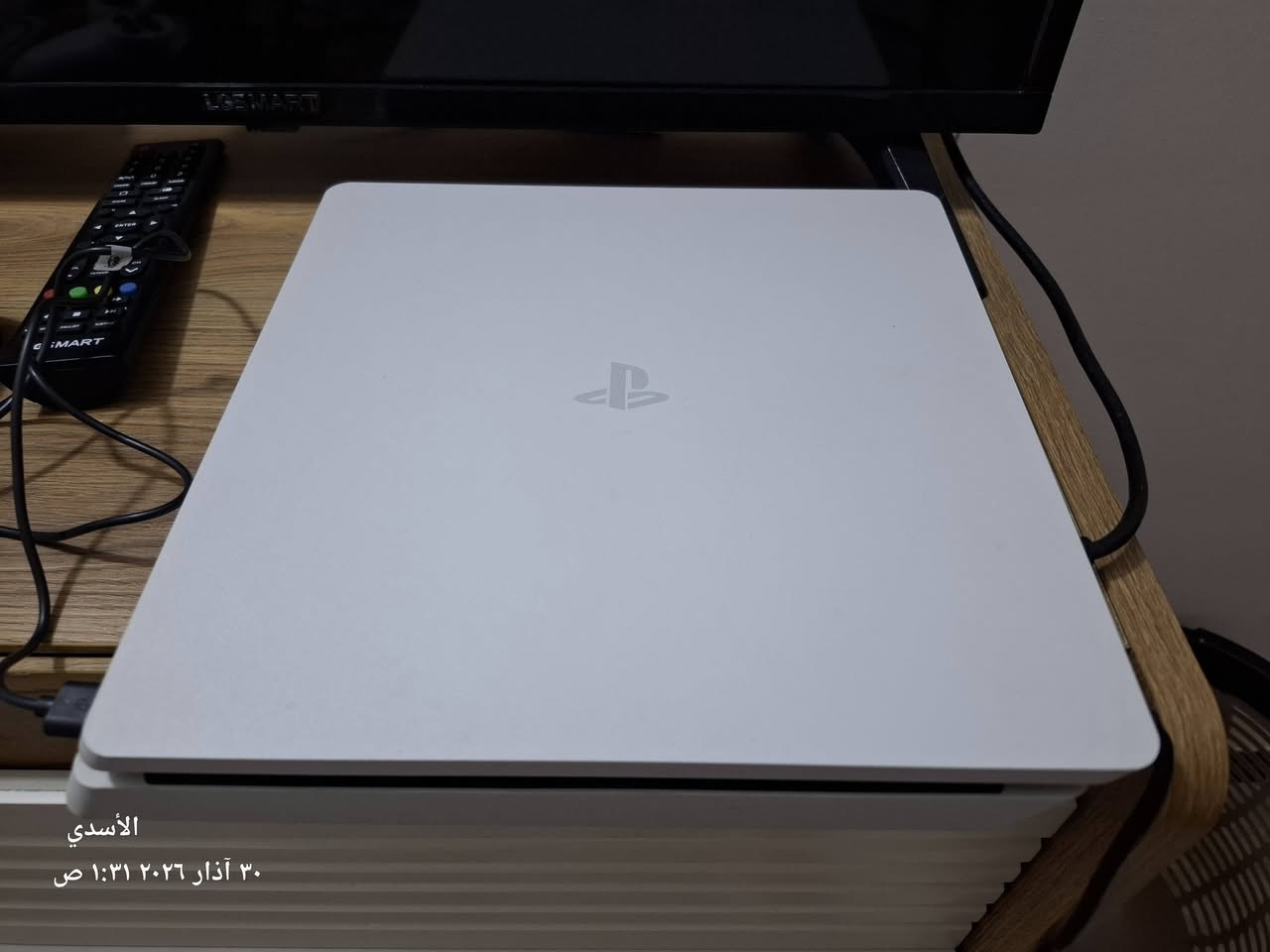 سلام عليكم 
بلي 4 سلم اونلاين نص تيره جديد لوك بمعنا الكلمة نظام 13.50 وياه يده بيضه اصلية و قرص فيفا 21 و اله الحرب سعره 250 مكاني الحلة ***********
