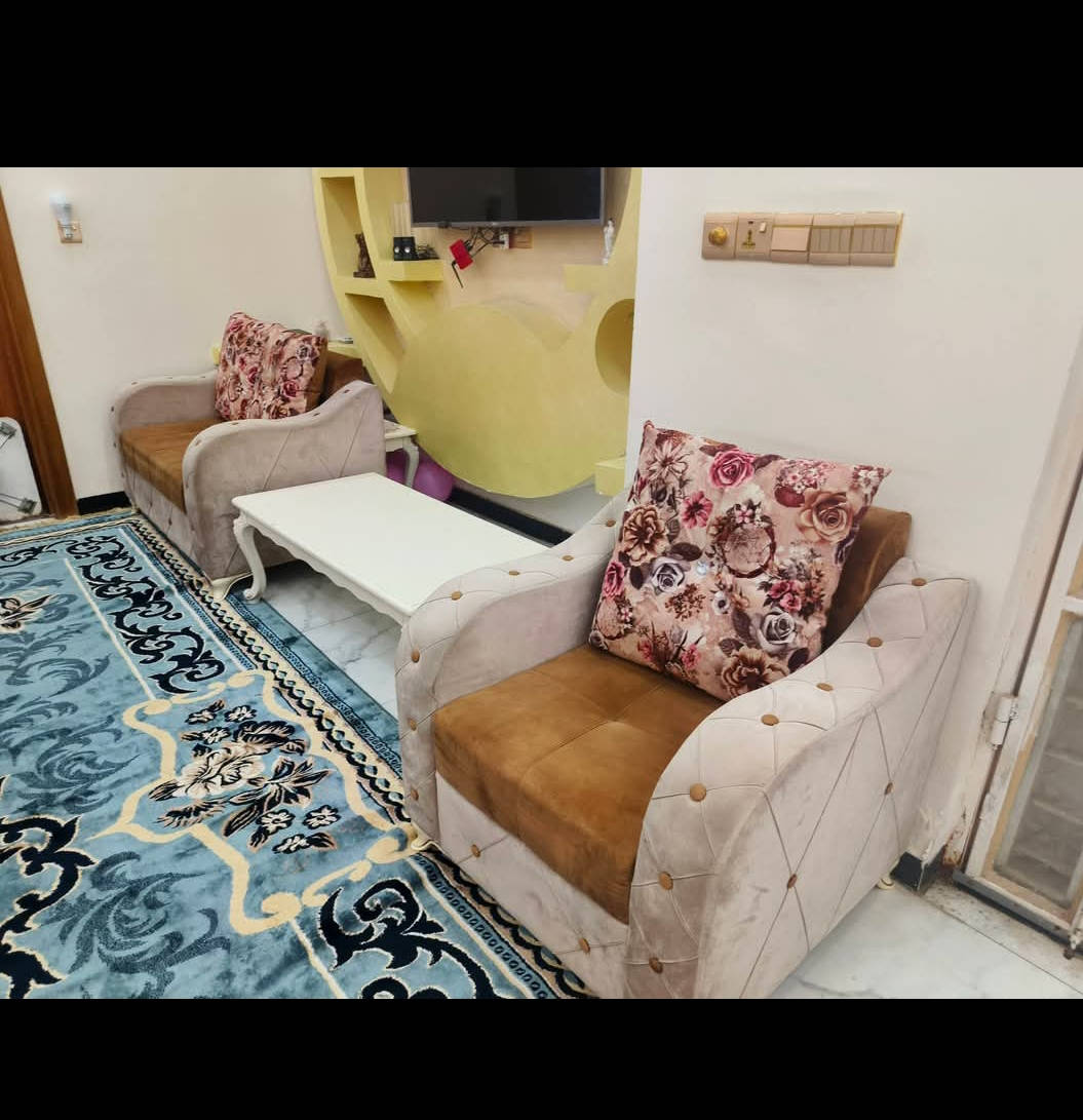 🔴 للبيع – أطقم تخم 🔴
✨ طقمين تخم بحالة ممتازة ونظيفين
🛋️ مريحين ومناسبين للبيت
🎨 ألوانهم ثابتة وشغلهم مرتب
📌 الحالة: مستعمل استعمال خفيف
💬 السعر خاص
📍 الموقع: (اكتب منطقتك)
📞 رقم التواصل: ***********
📲 واتساب أو ماسنجر أو اتصال
👍 الصور مرفقة وتغني عن الشرح
